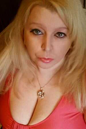 Лариса, метро Пятницкое шоссе