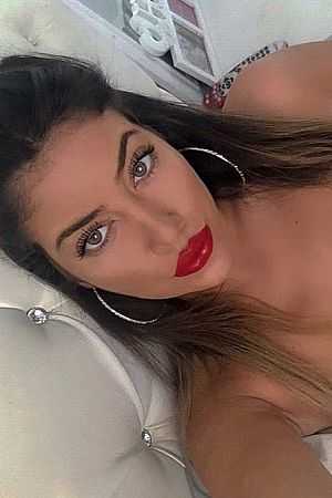 Кристи, метро Верхние Котлы