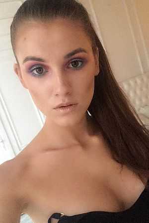 Ника, метро Локомотив