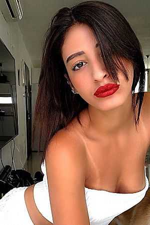 Алиса, метро Каховская