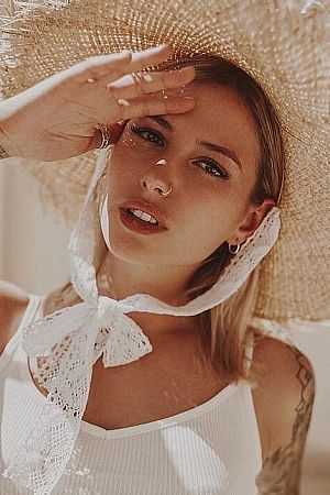 лиля, метро Калужская