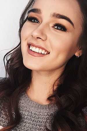 Алиса, метро Комсомольская