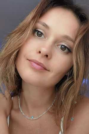 лиля, метро Университет