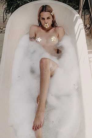 Ника, метро Кантемировская