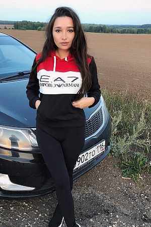 лиля, метро Пионерская