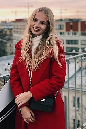 Кристи, метро Семёновская