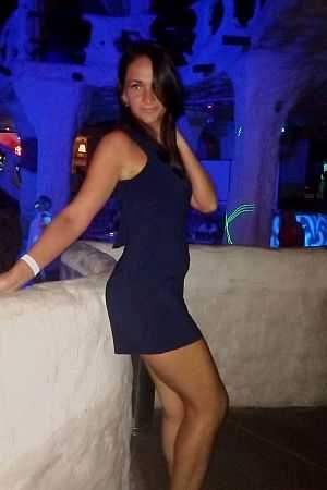 Алиса, метро Петровский парк