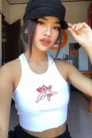 Кира, метро Добрынинская