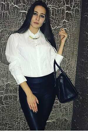 вера, метро Новогиреево