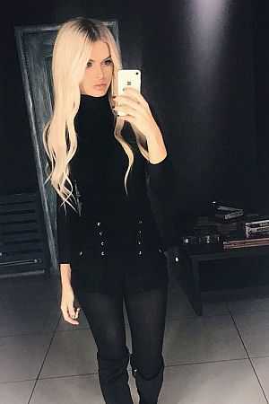 Кристи, метро Студенческая