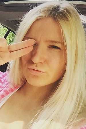 Лариса, метро Хорошёвская