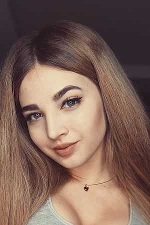 Ника, метро Юго-Западная