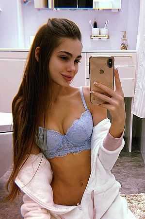 Алла, метро Серпуховская