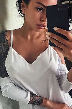 Кира, метро Коньково