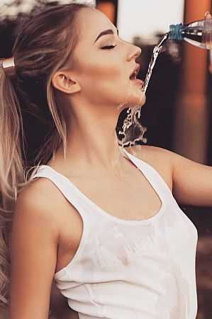 Юля, метро Тургеневская