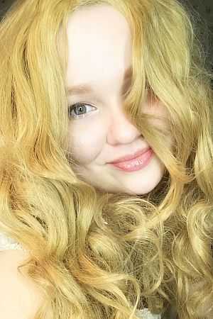 Лариса, метро Отрадное