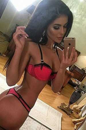 Юля, метро Кутузовская