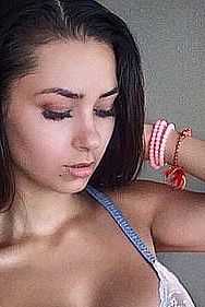 Алиса, метро Каховская