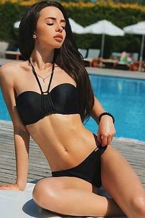 Юля, метро Каховская