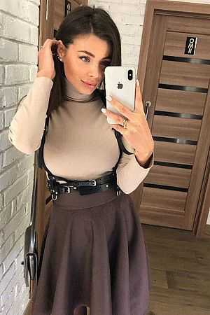 Юля, метро Селигерская