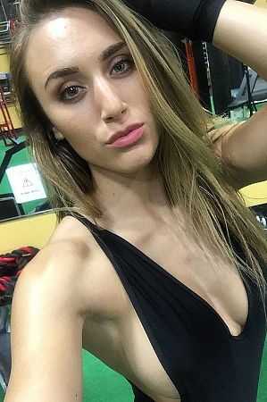 Стеша, метро Планерная