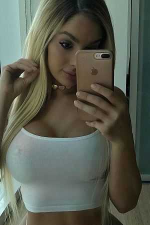 Кристи, метро Маяковская