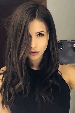 Ника, метро Чертановская