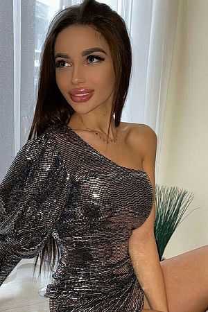 Кристи, метро Славянский бульвар