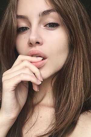 Алла, метро Петровский парк