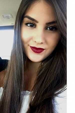 Лариса, метро Варшавская