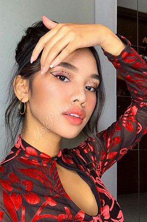 Алика, метро Бауманская