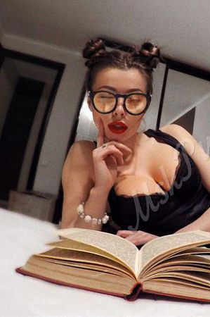 Юля, метро Октябрьское Поле