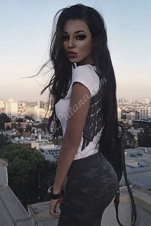 Юля, метро Бутырская