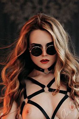 Александра, метро Белокаменная