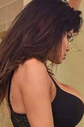 Оленька, метро Новокузнецкая