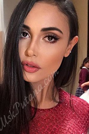 Яна, метро Красногвардейская