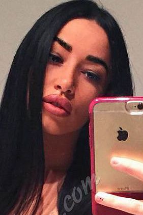 Маша, метро Кропоткинская