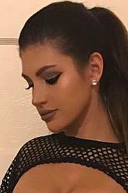 Люба, метро Библиотека имени Ленина