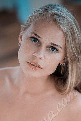 Вероника, метро Полежаевская