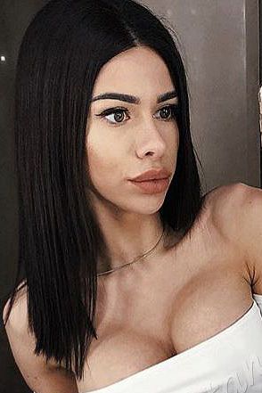 Александра, метро Угрешская