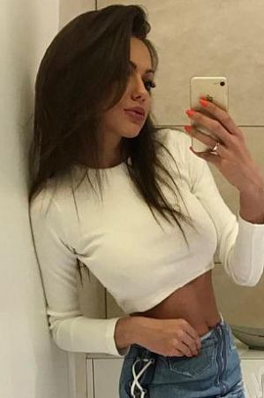 Нина, метро Китай-город