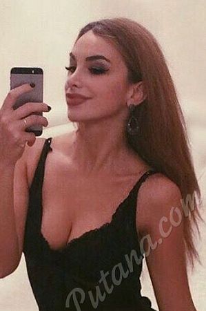 Стеша, метро Бульвар Дмитрия Донского