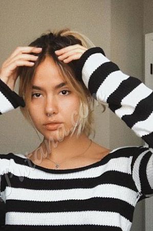 Алёна, метро Солнцево