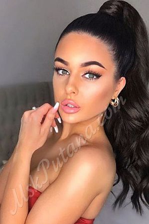 Зарина, метро Достоевская