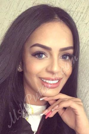 Анюта, метро Кутузовская