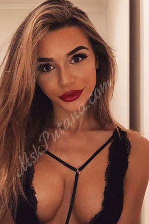 Юлия, метро Подольск