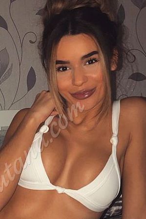 Марго, метро Достоевская