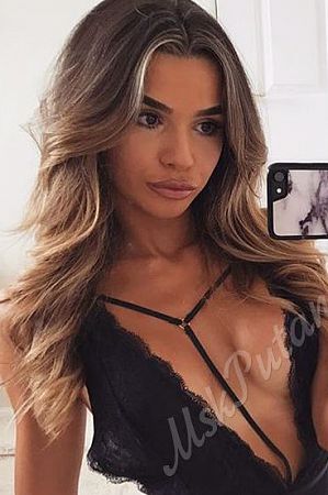 Ириша, метро Полежаевская