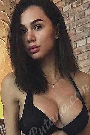 Вероника, метро Улица Горчакова