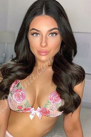 Юля, метро Белокаменная